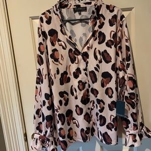 Eloqui Leopard print top NWT